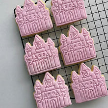 Load image into Gallery viewer, Castle Cutter and Embosser