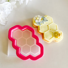 Load image into Gallery viewer, Honeycomb Raised Stamp and Cutter Set
