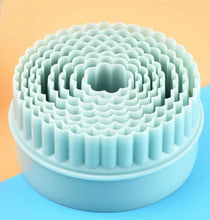 Load image into Gallery viewer, 8pc Double Sided Round Cookie Cutter with Crinkle Edge

